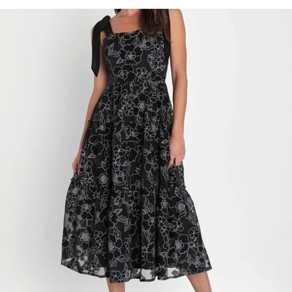 Vestido lulús nuevo con etiqueta